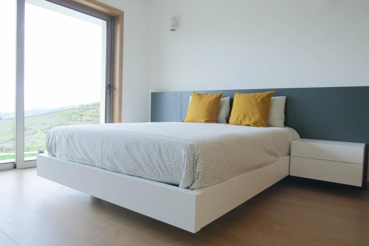 Casa Miradouro Bed & Breakfast Mesao Frio Exterior photo