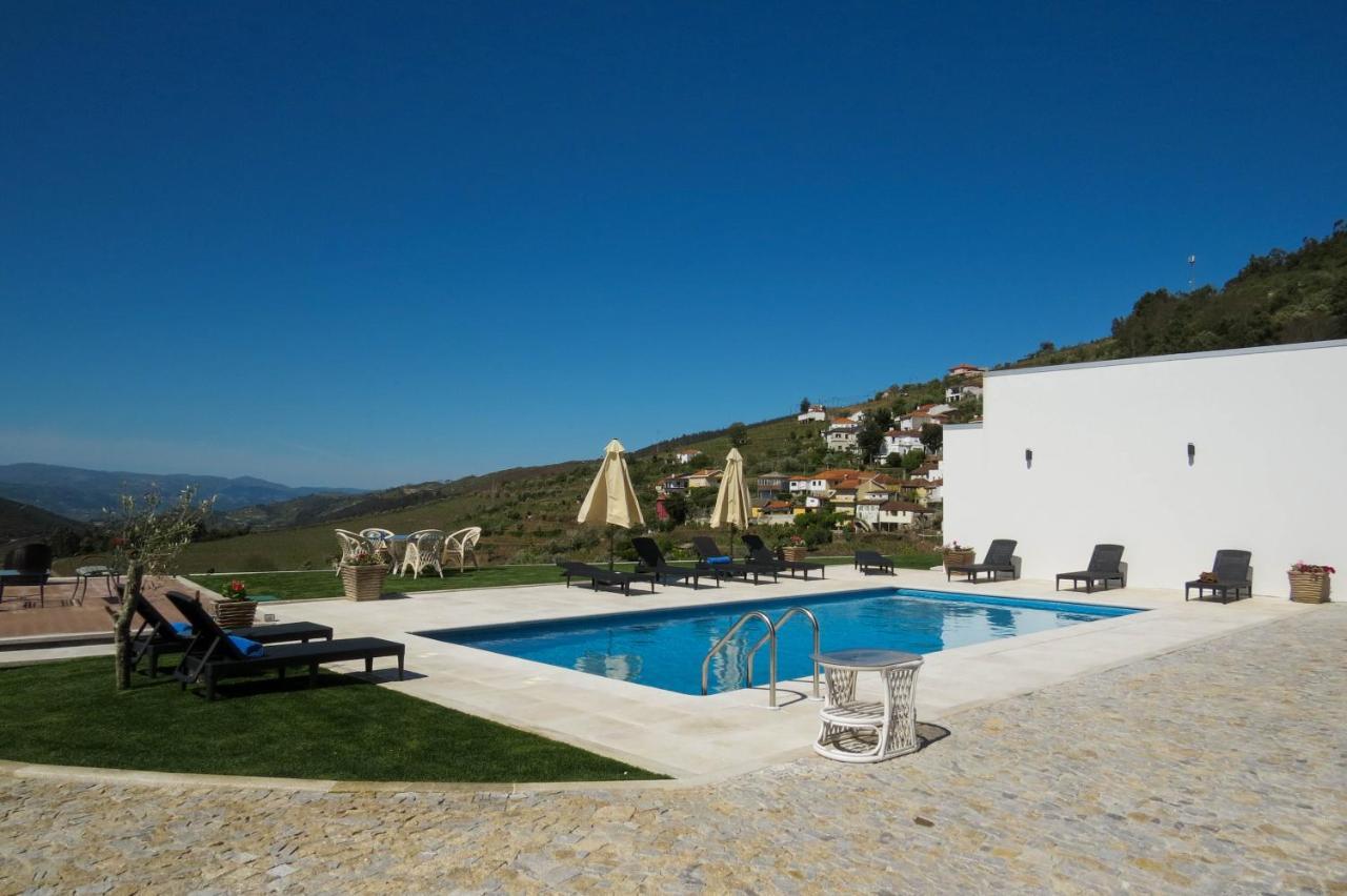 Casa Miradouro Bed & Breakfast Mesao Frio Exterior photo